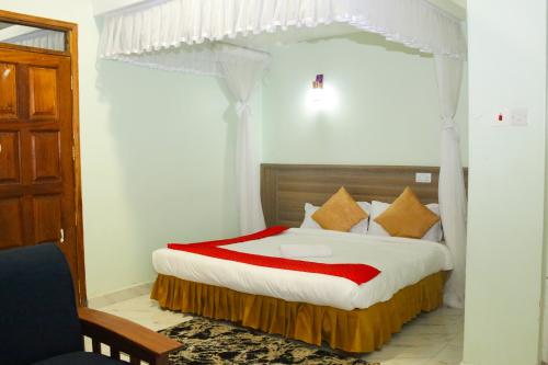 1689whatsapp_image_2025-06-15_at_11